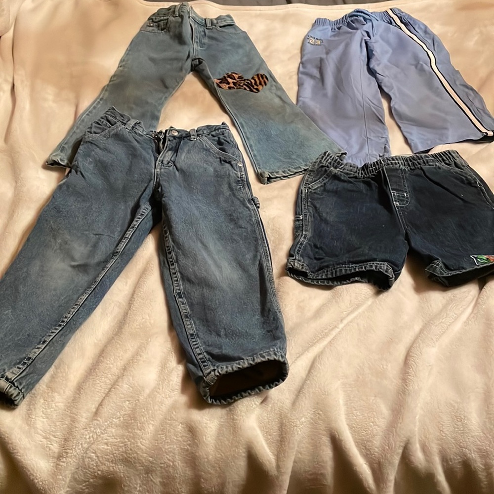 Girls Pants, size 5, cotton, machine wash cold.
